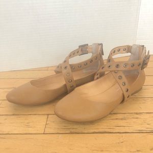 Jessica Simpson flats, crisscross pattern